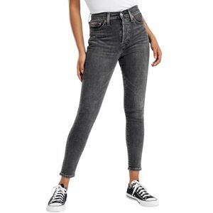 LEVI’S Wedgie Skinny Jean